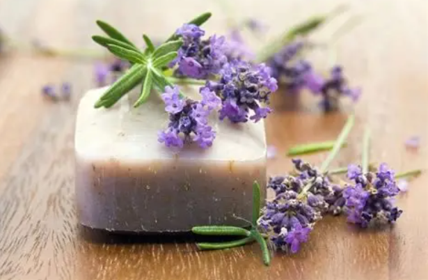 Handgemachte Seife Lavendeltraum Aromalicht Linz